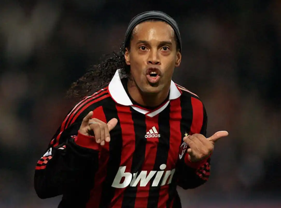 展开了激烈 展开了激烈