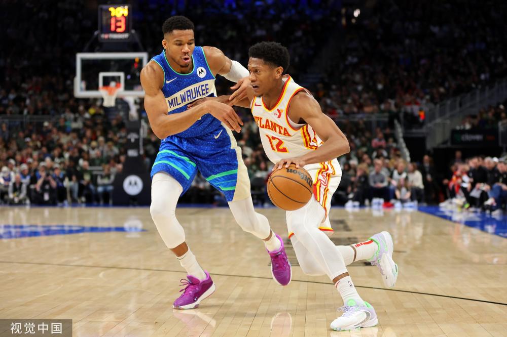 在客场以2 在客场以2