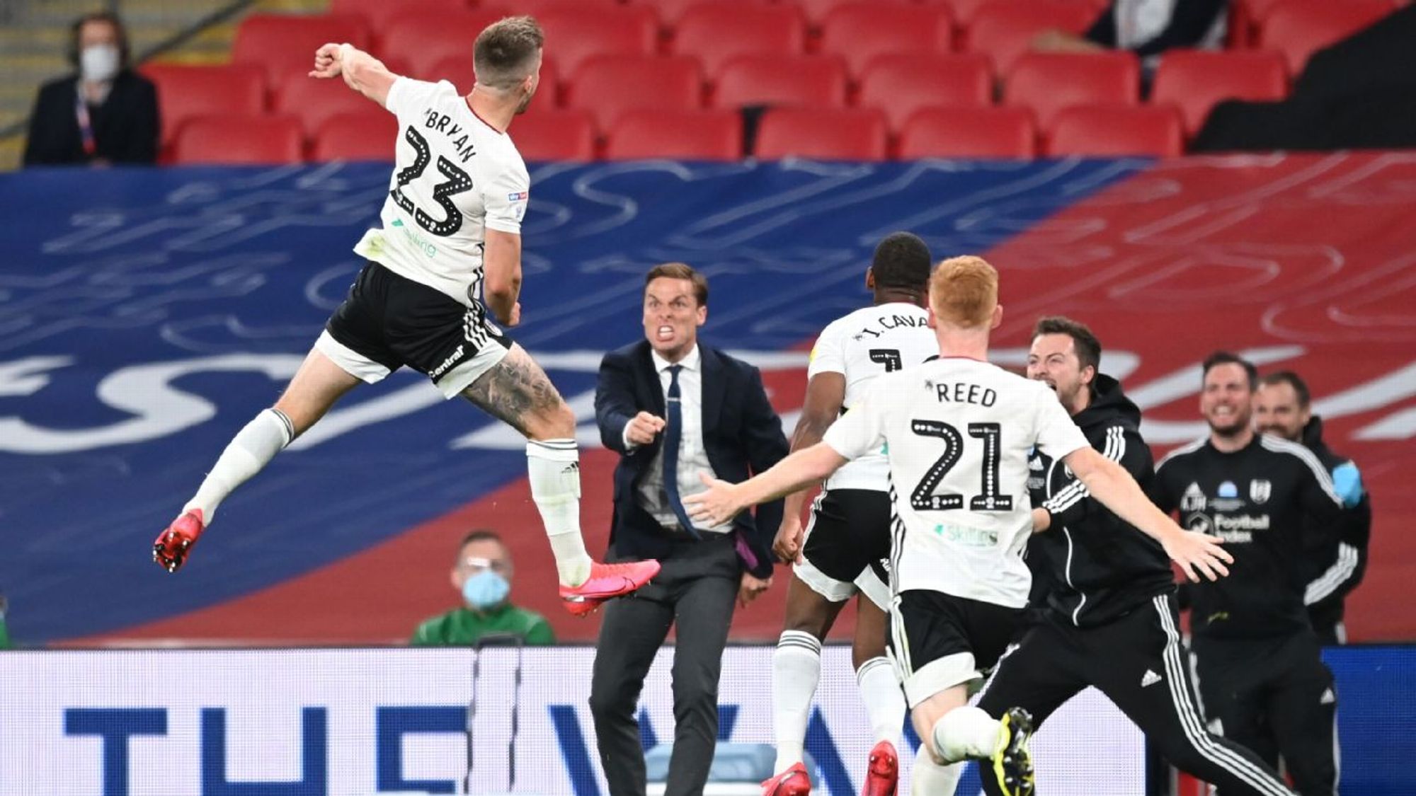 他以优异的 他以优异的