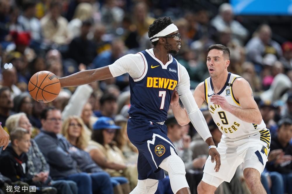 队建功立业 队建功立业