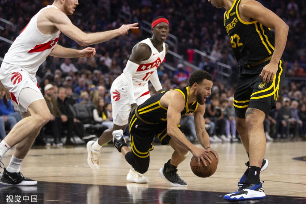 发布会上 发布会上